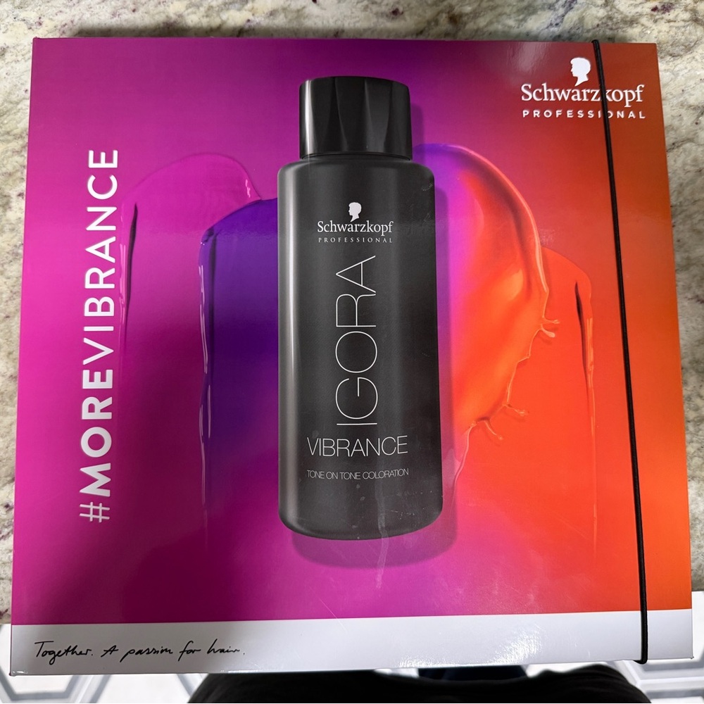 Schwarzkopf Professional IGORA Vibrance Hair Color
